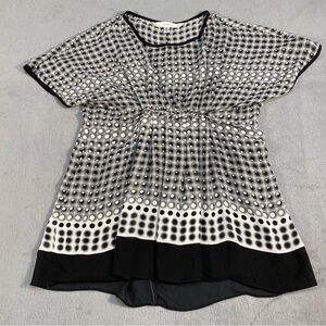 Studio M Women’s Stylish Black and White Dots Print Top, lined, size XS